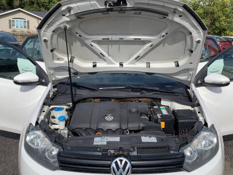 2013 Volkswagen Golf 2.5L PZEV