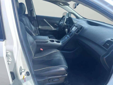 2014 Toyota Venza LE