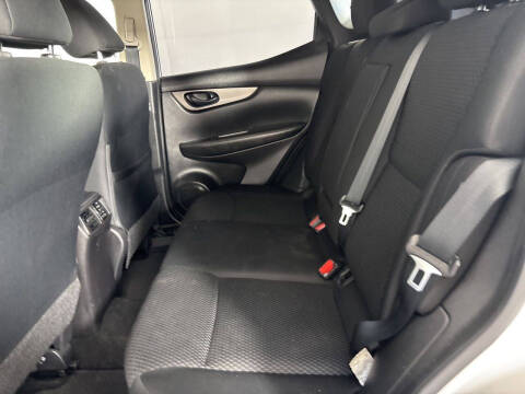 2022 Nissan Rogue Sport S