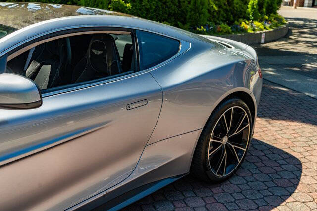 2014 Aston Martin Vanquish