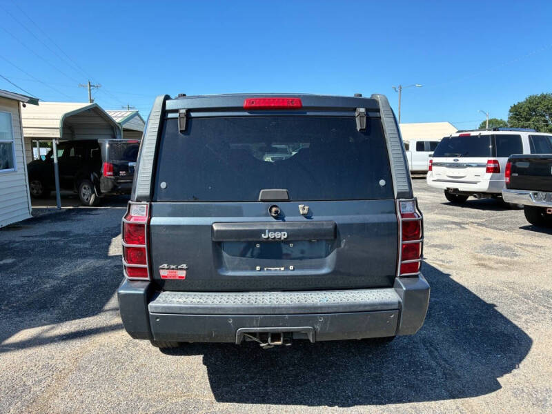 2007 Jeep Commander Sport
