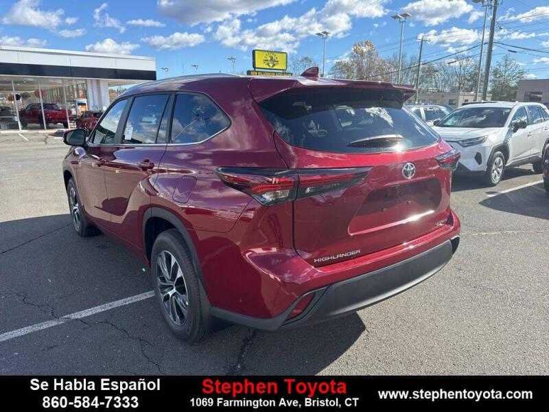 2026 Toyota Highlander XLE