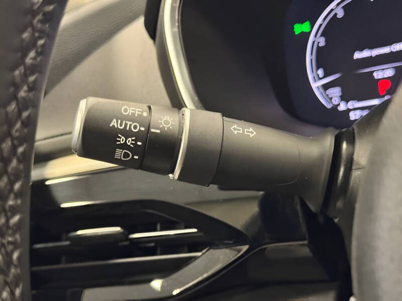 2025 Acura MDX w/Tech