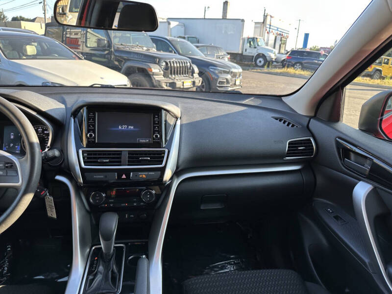 2020 Mitsubishi Eclipse Cross ES