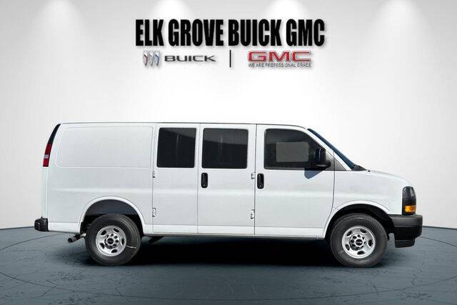 2026 GMC Savana 2500