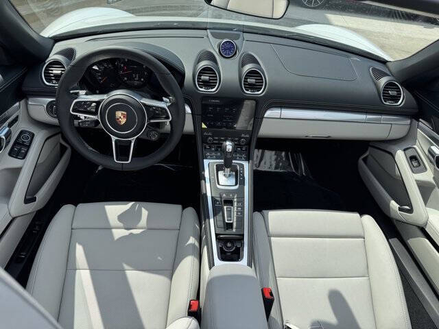 2025 Porsche 718 Boxster