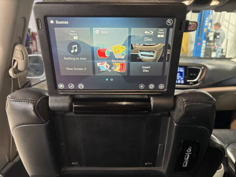 2017 Chrysler Pacifica Touring-L Plus