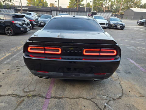 2020 Dodge Challenger SXT