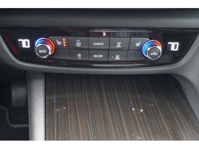 2018 Buick Regal TourX Essence