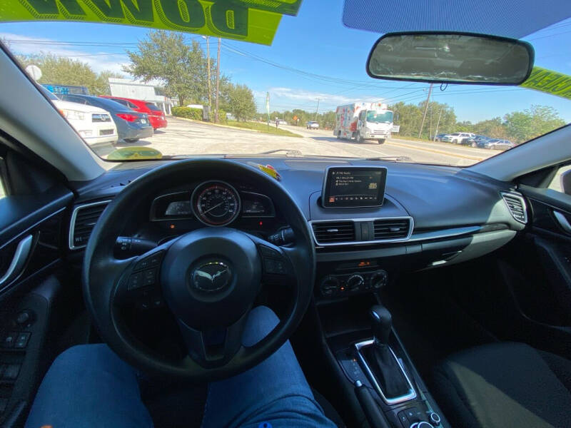 2015 Mazda MAZDA3 i Sport