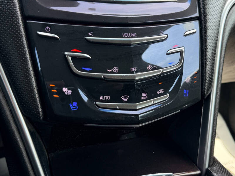 2017 Cadillac XTS Luxury