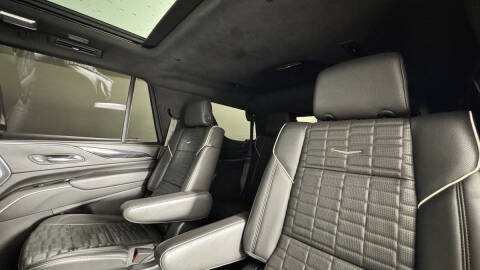2023 Cadillac Escalade-V