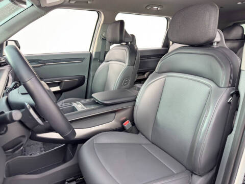 2024 Kia EV9 Light Long Range