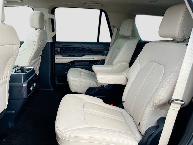 2023 Ford Expedition Platinum