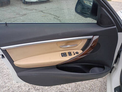 2017 BMW 3 Series 330e iPerformance