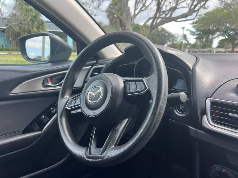 2017 Mazda MAZDA3 Sport