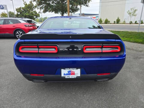 2019 Dodge Challenger SXT