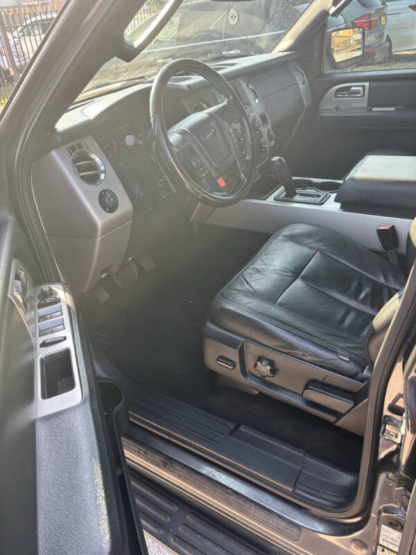 2017 Ford Expedition XLT