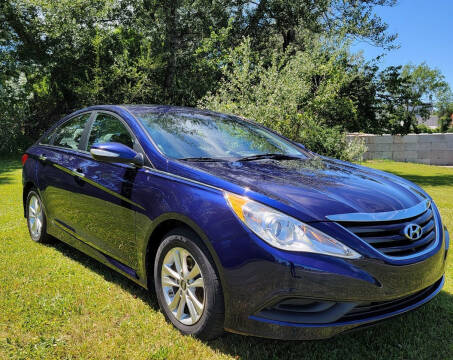 2014 Hyundai Sonata for sale at Solo Auto in Rochester NY