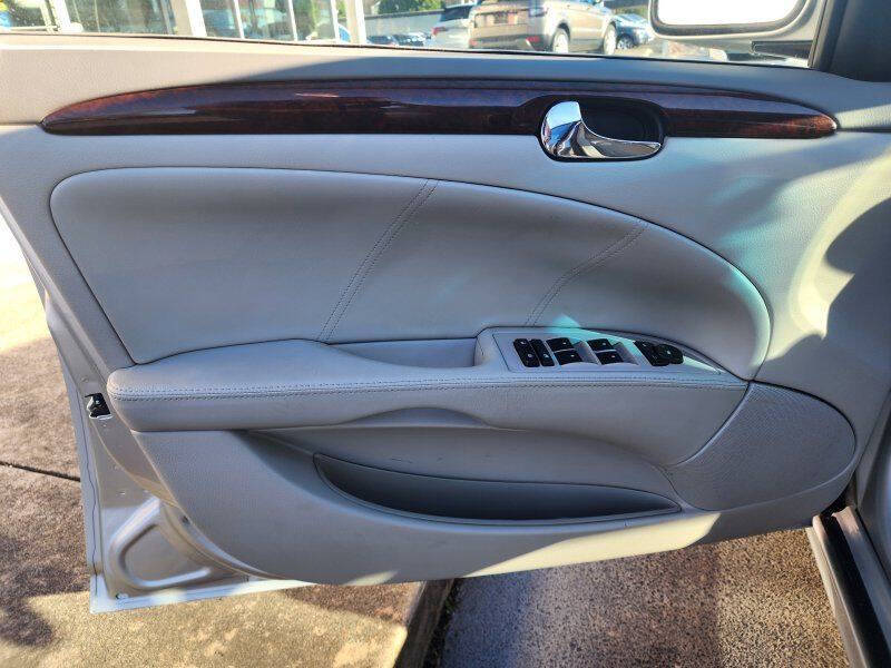 2011 Buick Lucerne CX