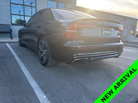 2019 Volvo S60 T6 R-Design