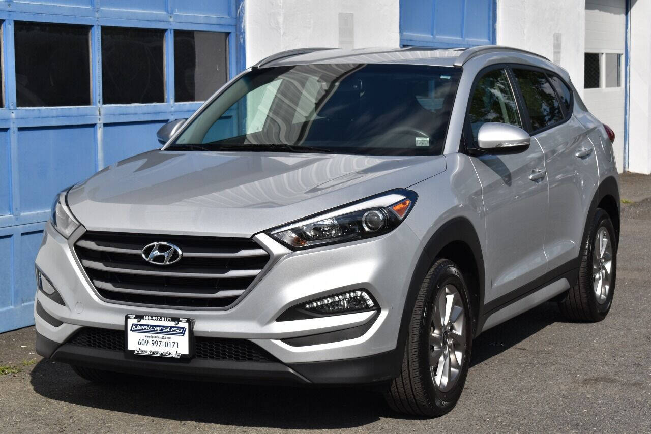 Hyundai tucson family plus