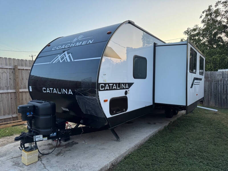 2025 Catalina Yachts 261BHS