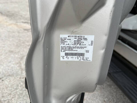 2005 Ford Excursion XLT