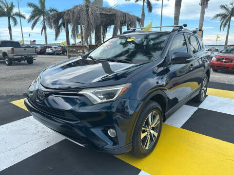 2018 Toyota RAV4 for sale at D&S Auto Sales, Inc in Melbourne FL