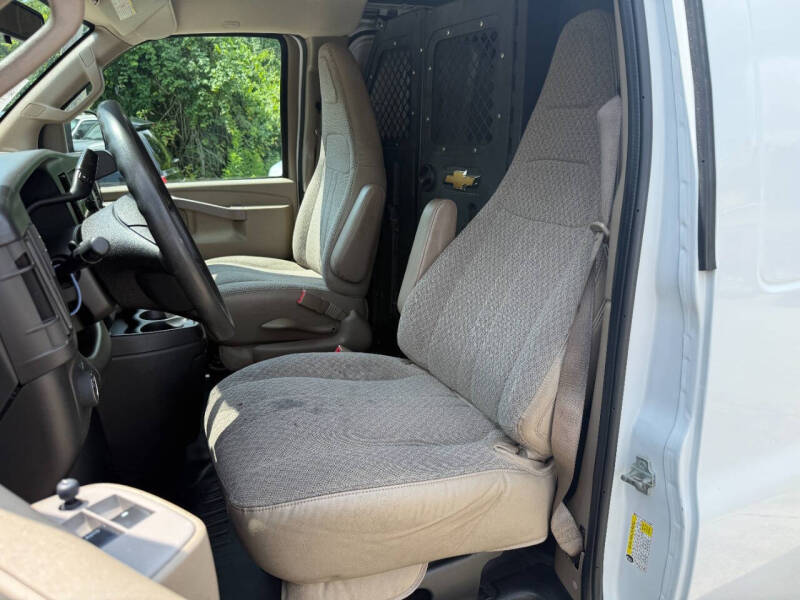2019 Chevrolet Express 2500