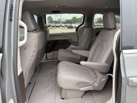 2021 Chrysler Pacifica Touring