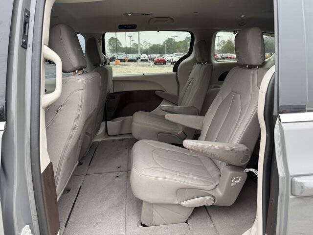 2021 Chrysler Pacifica Touring