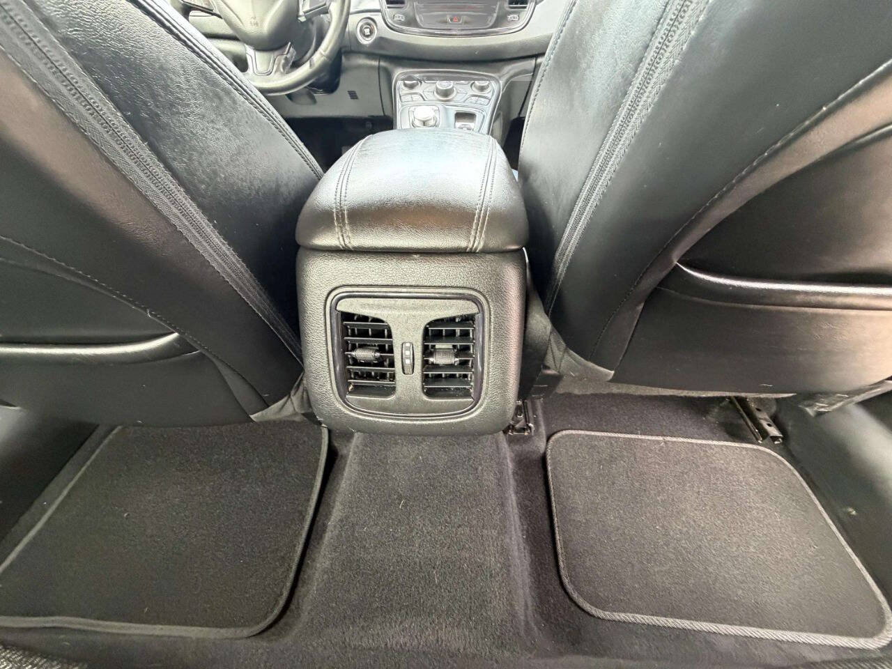 Chrysler20024