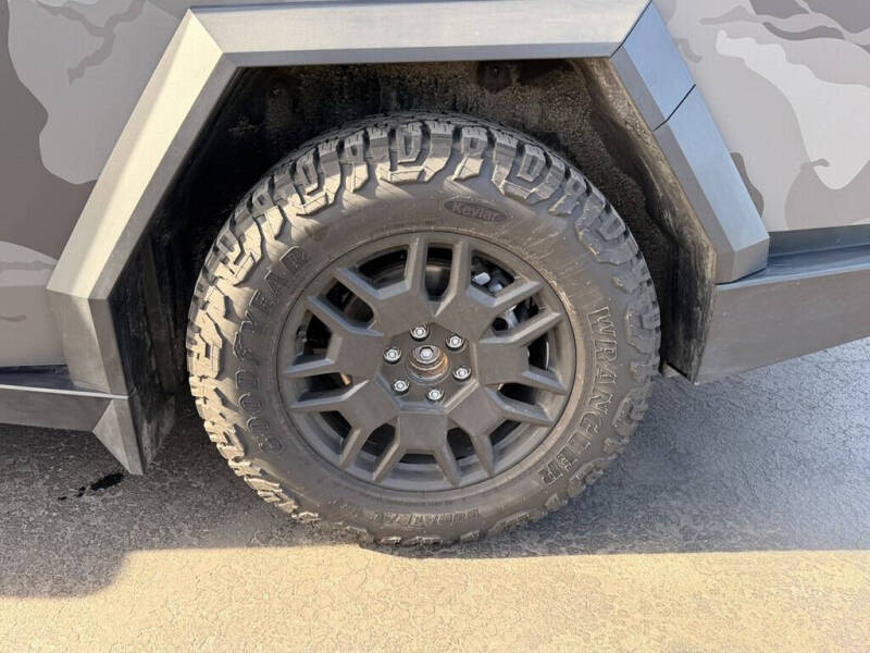 2024 Tesla Cybertruck