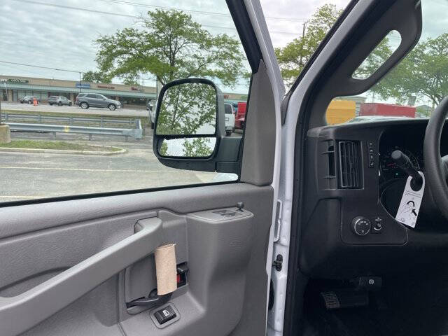 2026 Chevrolet Express 2500