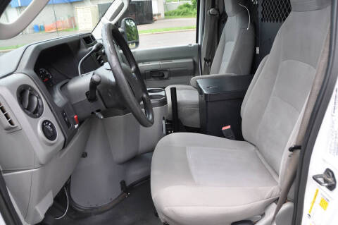 2013 Ford E-Series