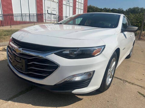 2019 Chevrolet Malibu for sale at Expo Motors LLC in Kansas City MO