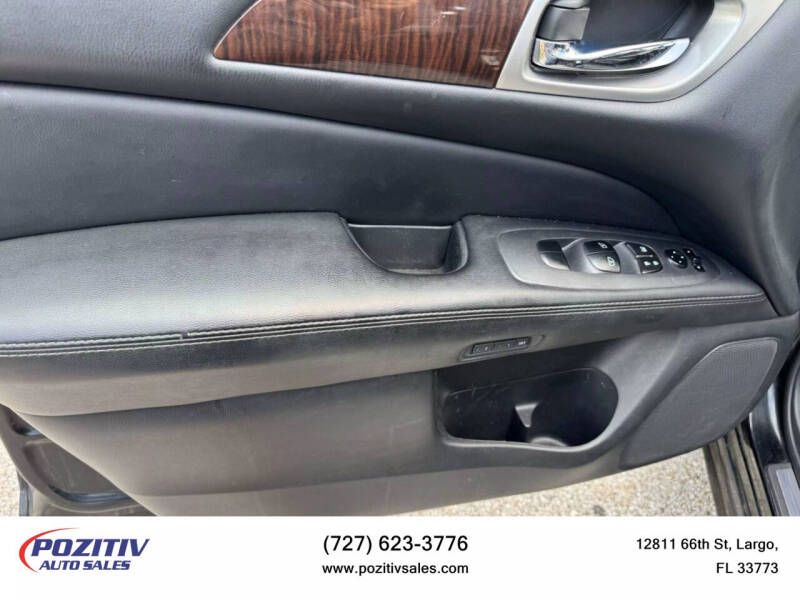 2014 Nissan Pathfinder SL