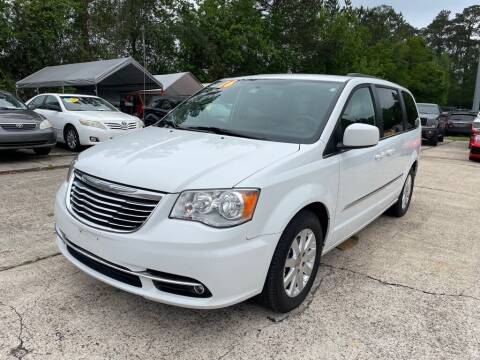 2016 Chrysler Town and Country for sale at AUTO WOODLANDS in Magnolia TX