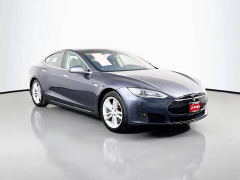 2015 Tesla Model S 70D