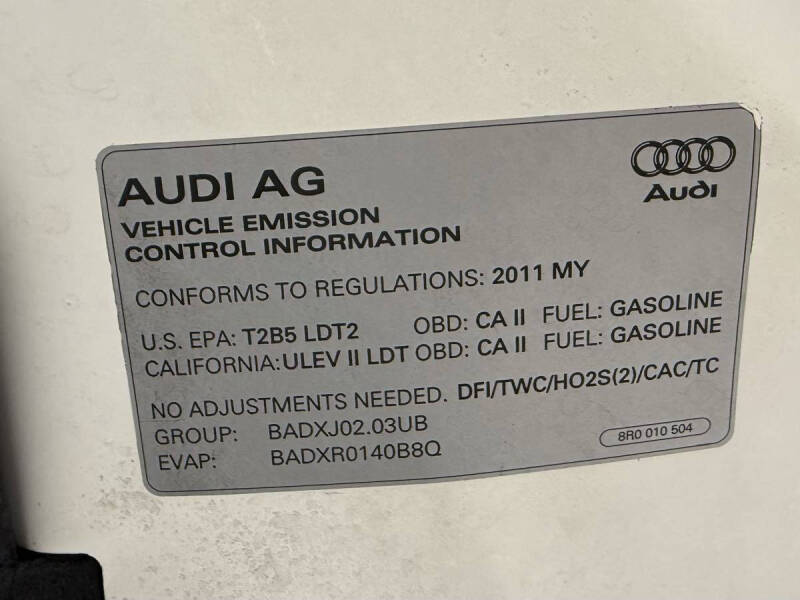 2011 Audi Q5 2.0T quattro Premium Plus