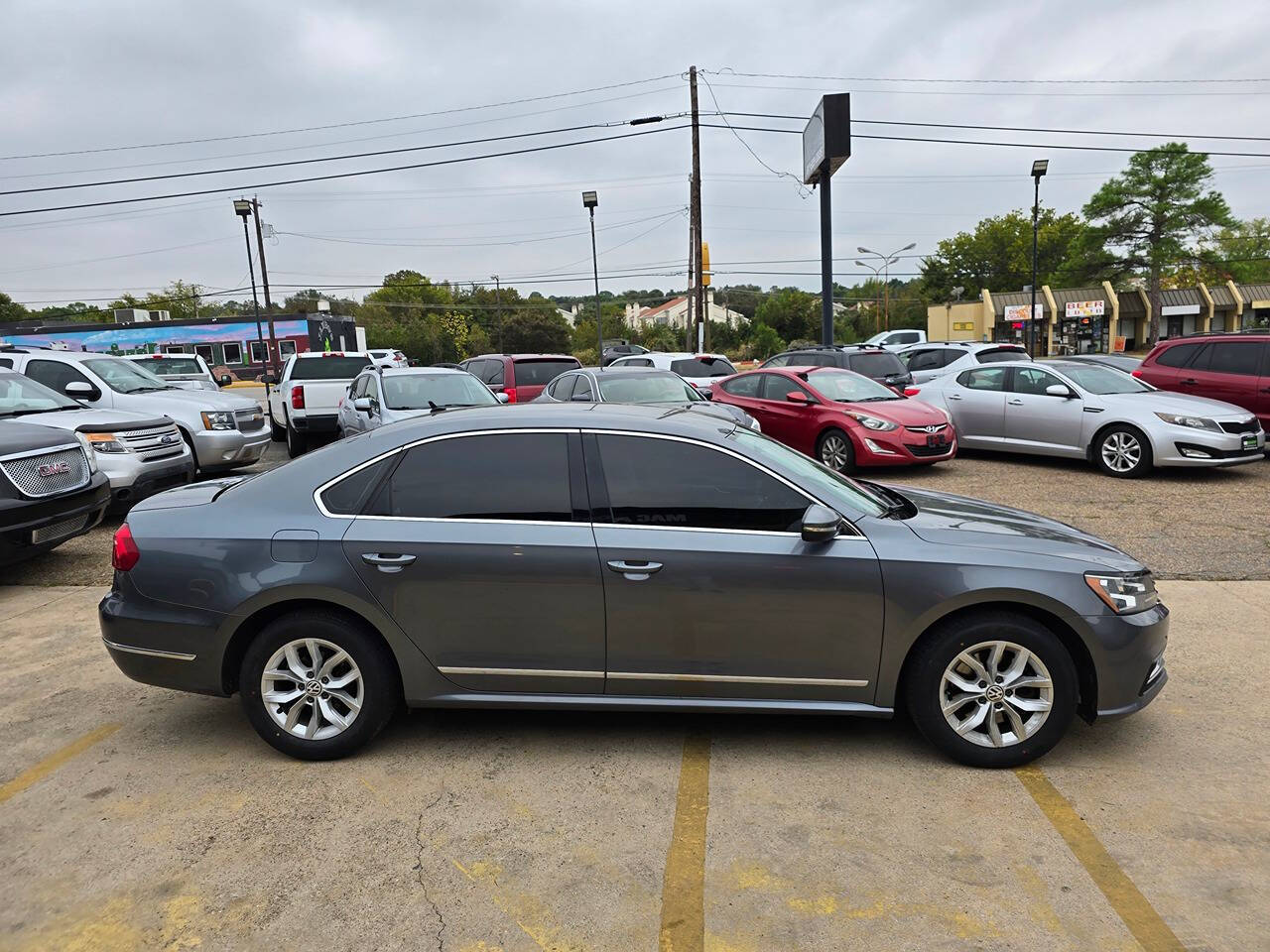 2016 Volkswagen Passat for sale at Mac Motors in Arlington, TX