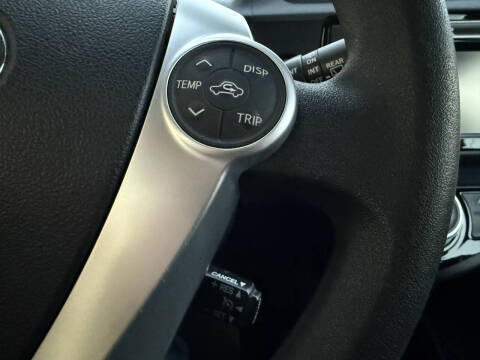 2016 Toyota Prius c Three