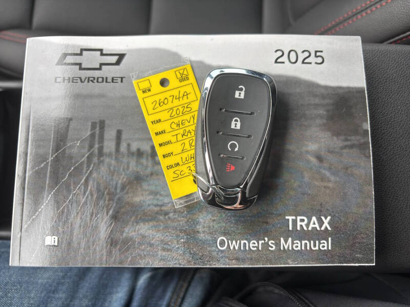 2025 Chevrolet Trax RS