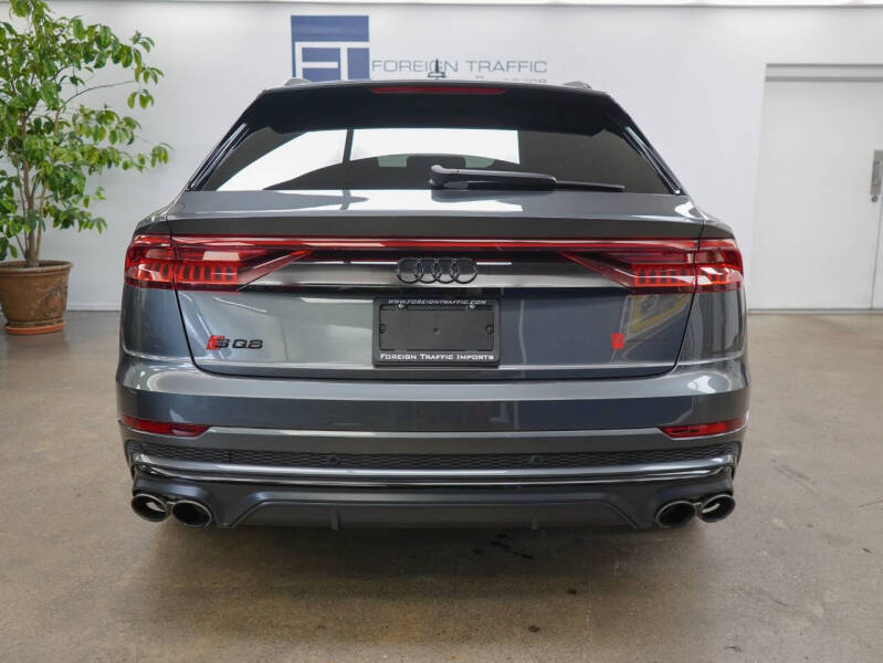 2023 Audi SQ8 4.0T quattro Premium Plus