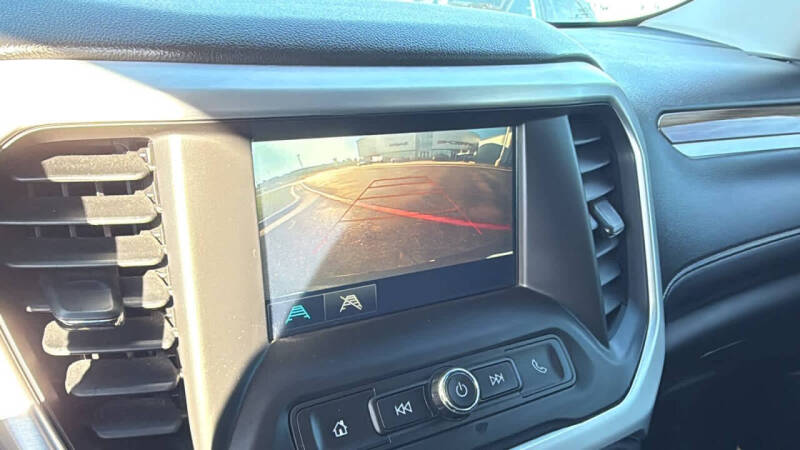 2018 GMC Acadia SLE-2