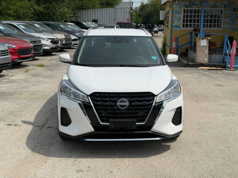 2023 Nissan Kicks SV