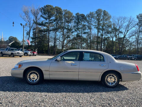 1999 Lincoln Town Car for sale at Joye & Company INC, in Augusta GA