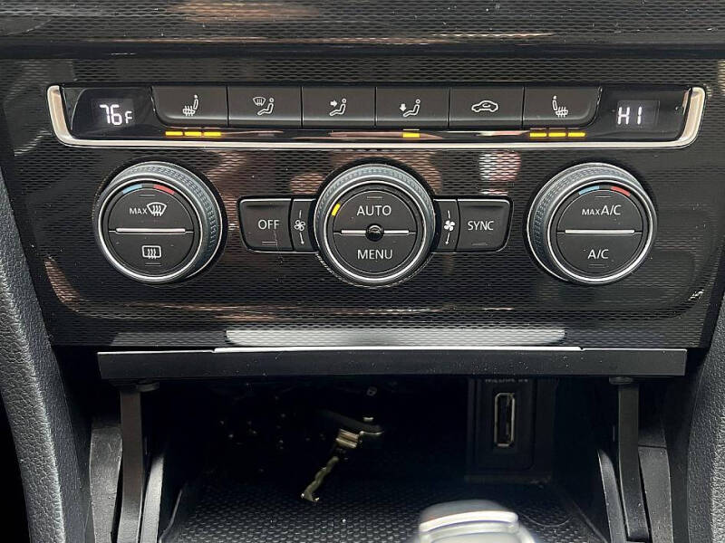 2015 Volkswagen Golf GTI Autobahn