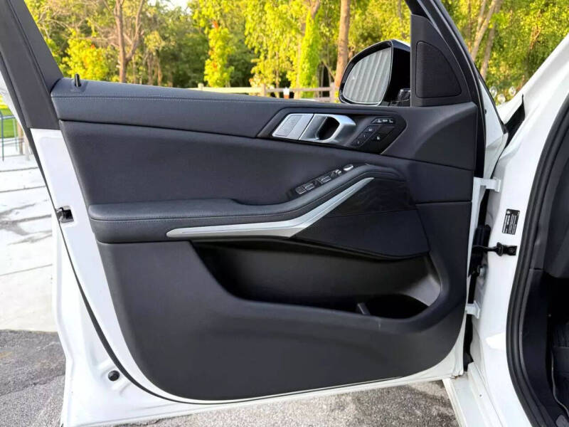 2021 BMW X7 xDrive40i